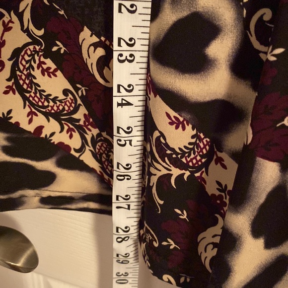 Patterned Top-Size 1X - Picture 10 of 10